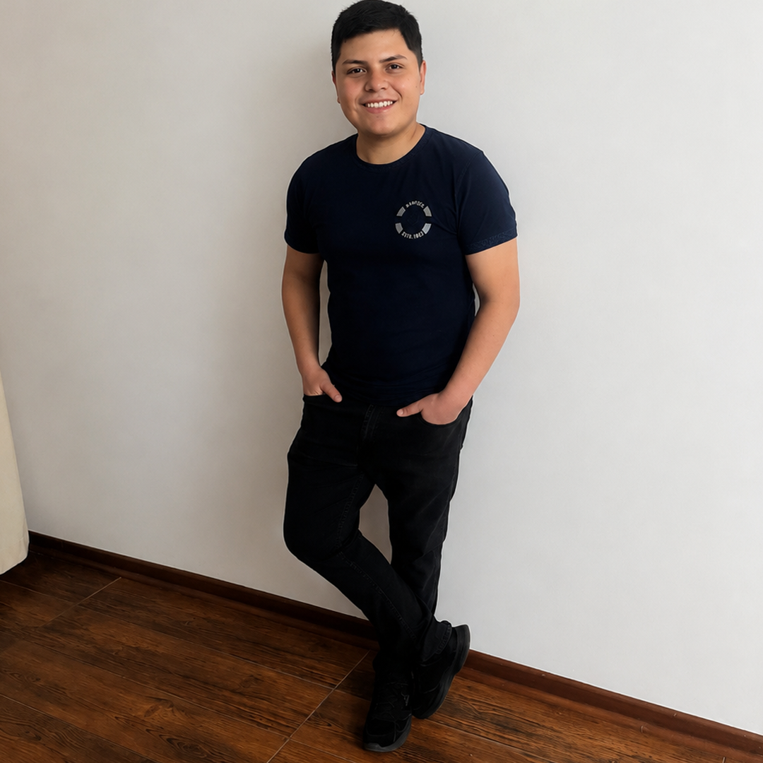Alexis Rivera, instructor de Leichi Academy